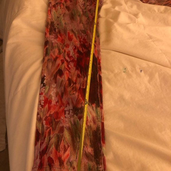 HAUTE HIPPIE Washed Pink Floral Jeans Skinny Leg - Picture 8 of 8